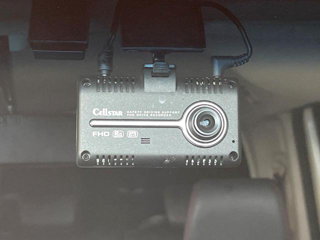 Ｎ－ＢＯＸカスタム ２トーンカラースタイル　Ｇ・ターボＬパッケージ　ＢＩＧ－Ｘ８型ナビ　両側電動ドア　バックカメラ　衝突軽減システム　禁煙車　ハーフレザーシート　ドラレコ　スマートキー　ＨＩＤヘッド　ＥＴＣ　クルコン　純正１５インチアルミ　オートライト　オートエアコン（7枚目）