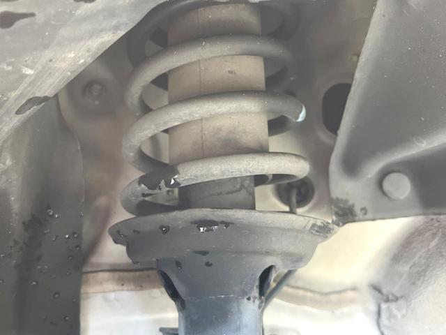 Ｎ－ＢＯＸカスタム ２トーンカラースタイル　Ｇ・ターボＬパッケージ　ＢＩＧ－Ｘ８型ナビ　両側電動ドア　バックカメラ　衝突軽減システム　禁煙車　ハーフレザーシート　ドラレコ　スマートキー　ＨＩＤヘッド　ＥＴＣ　クルコン　純正１５インチアルミ　オートライト　オートエアコン（20枚目）