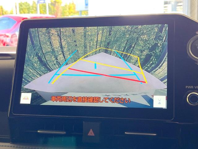 ヴォクシー Ｓ－Ｚ　両側電動ドア　バックカメラ　衝突被害軽減システム　レーダークルーズ　禁煙車　ハーフレザーシート　コーナーセンサー　スマートキー　ＬＥＤヘッド　ＥＴＣ２．０　純正１７インチアルミ　オートハイビーム（4枚目）