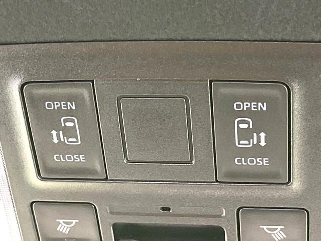 ヴォクシー Ｓ－Ｚ　両側電動ドア　バックカメラ　衝突被害軽減システム　レーダークルーズ　禁煙車　ハーフレザーシート　コーナーセンサー　スマートキー　ＬＥＤヘッド　ＥＴＣ２．０　純正１７インチアルミ　オートハイビーム（6枚目）