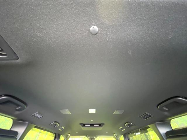 ヴォクシー Ｓ－Ｚ　両側電動ドア　バックカメラ　衝突被害軽減システム　レーダークルーズ　禁煙車　ハーフレザーシート　コーナーセンサー　スマートキー　ＬＥＤヘッド　ＥＴＣ２．０　純正１７インチアルミ　オートハイビーム（41枚目）