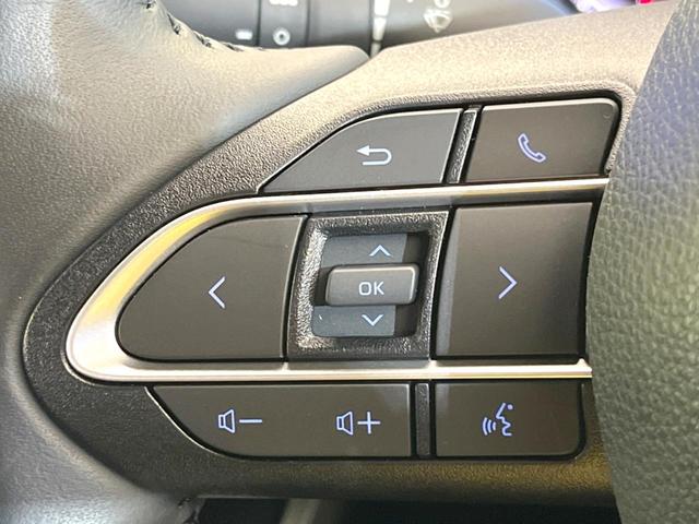 ヴォクシー Ｓ－Ｚ　両側電動ドア　バックカメラ　衝突被害軽減システム　レーダークルーズ　禁煙車　ハーフレザーシート　コーナーセンサー　スマートキー　ＬＥＤヘッド　ＥＴＣ２．０　純正１７インチアルミ　オートハイビーム（54枚目）