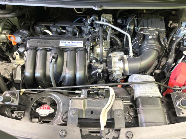 フリードハイブリッド ハイブリッド・Ｇホンダセンシング　両側電動ドア　バックカメラ　衝突被害軽減システム　禁煙車　ドラレコ　コーナーセンサー　スマートキー　ＬＥＤヘッド　ビルトインＥＴＣ　オートハイビーム　オートライト　オートエアコン　Ｂｌｕｅｔｏｏｔｈ（19枚目）