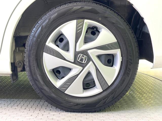 フリードハイブリッド ハイブリッド・Ｇホンダセンシング　両側電動ドア　バックカメラ　衝突被害軽減システム　禁煙車　ドラレコ　コーナーセンサー　スマートキー　ＬＥＤヘッド　ビルトインＥＴＣ　オートハイビーム　オートライト　オートエアコン　Ｂｌｕｅｔｏｏｔｈ（25枚目）