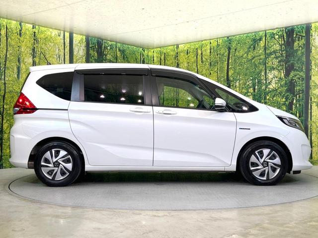 フリードハイブリッド ハイブリッド・Ｇホンダセンシング　両側電動ドア　バックカメラ　衝突被害軽減システム　禁煙車　ドラレコ　コーナーセンサー　スマートキー　ＬＥＤヘッド　ビルトインＥＴＣ　オートハイビーム　オートライト　オートエアコン　Ｂｌｕｅｔｏｏｔｈ（31枚目）