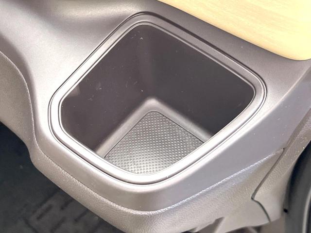 フリードハイブリッド ハイブリッド・Ｇホンダセンシング　両側電動ドア　バックカメラ　衝突被害軽減システム　禁煙車　ドラレコ　コーナーセンサー　スマートキー　ＬＥＤヘッド　ビルトインＥＴＣ　オートハイビーム　オートライト　オートエアコン　Ｂｌｕｅｔｏｏｔｈ（63枚目）