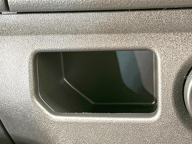 ハイエースバン ロングDX GLパッケージ 純正ナビ 全周囲カメラ 禁煙車 デジタルインナーミラー Bluetooth再生 フルセグTV ドライブレコーダー ETC AC100V電源 オートマチックハイビーム オートライト(53枚目)