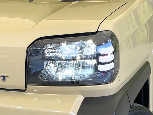 タフト Ｘ　ガラスルーフ　バックカメラ　衝突被害軽減システム　禁煙車　ドラレコ　コーナーセンサー　スマートキー　ＬＥＤヘッド　オートハイビーム　オートライト　オートエアコン　Ｂｌｕｅｔｏｏｔｈ　ＣＤ　ＤＶＤ再生（12枚目）