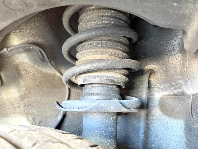 タフト Ｘ　ガラスルーフ　バックカメラ　衝突被害軽減システム　禁煙車　ドラレコ　コーナーセンサー　スマートキー　ＬＥＤヘッド　オートハイビーム　オートライト　オートエアコン　Ｂｌｕｅｔｏｏｔｈ　ＣＤ　ＤＶＤ再生（20枚目）