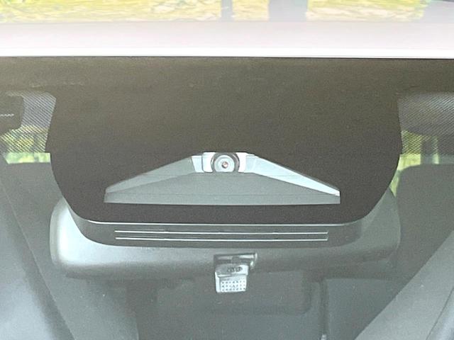 ヤリスクロス Ｘ　ＳＤナビ　バックカメラ　衝突被害軽減システム　レーダークルーズ　禁煙車　ドラレコ　コーナーセンサー　スマートキー　ＥＴＣ　オートハイビーム　車線逸脱警報　オートライト　Ｂｌｕｅｔｏｏｔｈ　フルセグ（6枚目）