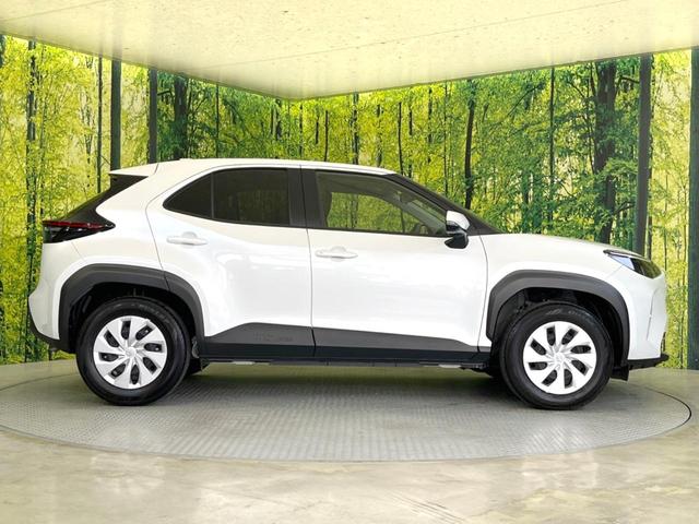 ヤリスクロス Ｘ　ＳＤナビ　バックカメラ　衝突被害軽減システム　レーダークルーズ　禁煙車　ドラレコ　コーナーセンサー　スマートキー　ＥＴＣ　オートハイビーム　車線逸脱警報　オートライト　Ｂｌｕｅｔｏｏｔｈ　フルセグ（27枚目）