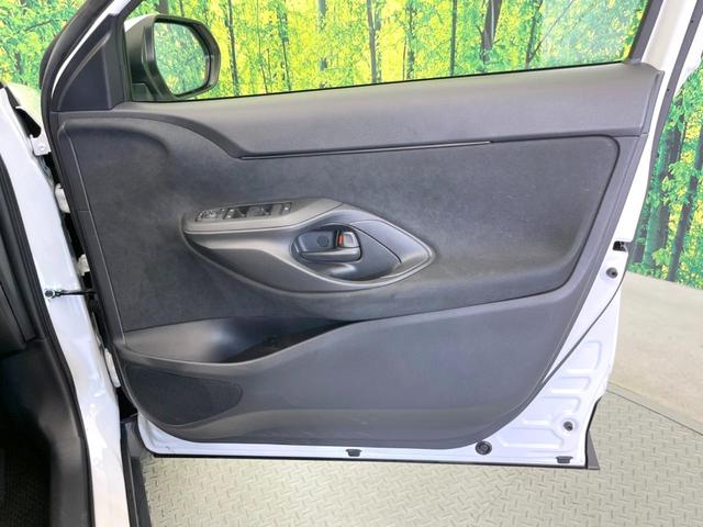 ヤリスクロス Ｘ　ＳＤナビ　バックカメラ　衝突被害軽減システム　レーダークルーズ　禁煙車　ドラレコ　コーナーセンサー　スマートキー　ＥＴＣ　オートハイビーム　車線逸脱警報　オートライト　Ｂｌｕｅｔｏｏｔｈ　フルセグ（37枚目）