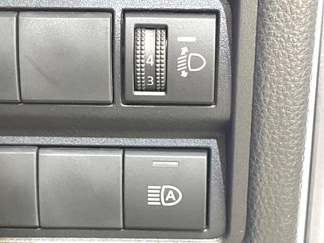 ヤリスクロス Ｘ　ＳＤナビ　バックカメラ　衝突被害軽減システム　レーダークルーズ　禁煙車　ドラレコ　コーナーセンサー　スマートキー　ＥＴＣ　オートハイビーム　車線逸脱警報　オートライト　Ｂｌｕｅｔｏｏｔｈ　フルセグ（41枚目）