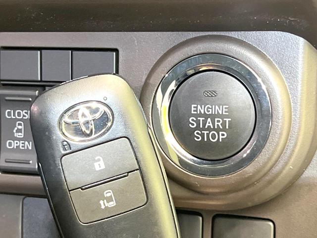 ルーミー Ｘ　電動スライドドア　純正ＳＤナビ　バックカメラ　衝突被害軽減システム　禁煙車　コーナーセンサー　スマートキー　オートハイビーム　オートライト　Ｂｌｕｅｔｏｏｔｈ　ＣＤ　地デジ（7枚目）