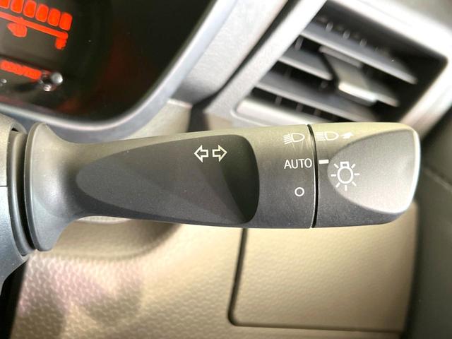 ルーミー Ｘ　電動スライドドア　純正ＳＤナビ　バックカメラ　衝突被害軽減システム　禁煙車　コーナーセンサー　スマートキー　オートハイビーム　オートライト　Ｂｌｕｅｔｏｏｔｈ　ＣＤ　地デジ（53枚目）