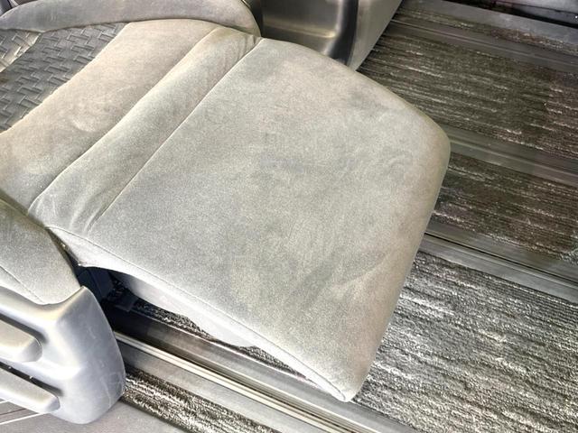 ヴェルファイア ２．５Ｚ　Ａエディション　両側電動ドア　ＳＤナビ　後席モニター　バックカメラ　衝突被害軽減システム　レーダークルーズ　禁煙車　コーナーセンサー　スマートキー　ＬＥＤヘッド　ビルトインＥＴＣ　純正１８インチアルミ　オートライト（28枚目）