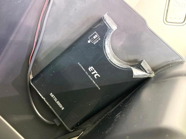 スペーシア Ｘ　禁煙車　ＳＤナビ　バックカメラ　ＥＴＣ　衝突軽減　電動スライド　オートエアコン　アイドリングストップ　プッシュスタート　電動格納ミラー（5枚目）