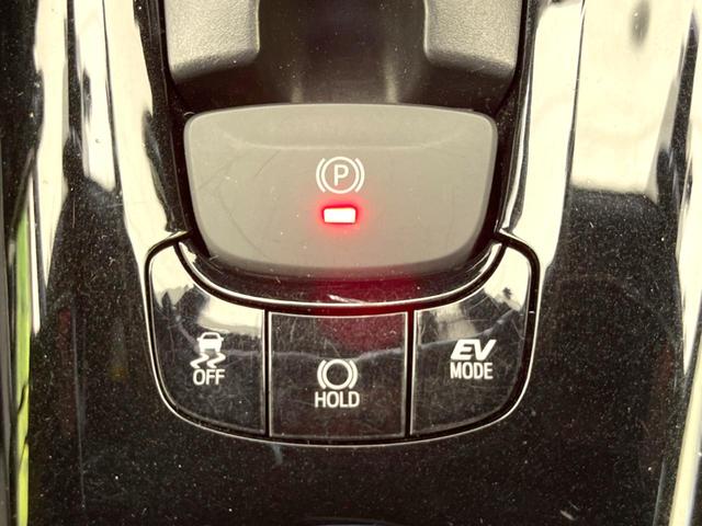 C-HR G 禁煙車 TRDエアロ TOMsマフラー TOMsアルミホイール 純正9型ナビ バックカメラ ETC ドライブレコーダー 衝突軽減 レーダークルーズコントロール シートヒーター(32枚目)