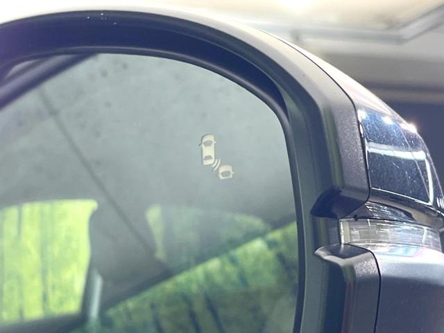 ヴェゼル ｅ：ＨＥＶ　Ｚ　登録済未使用車　純正９型ナビ　全周囲カメラ　ＥＴＣ　衝突軽減　レーダークルーズコントロール　ＢＳＭ　パワーバックドア　シートヒーター　オートエアコン　プッシュスタート（7枚目）