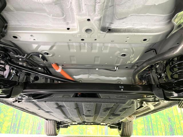 ヴェゼル ｅ：ＨＥＶ　Ｚ　登録済未使用車　純正９型ナビ　全周囲カメラ　ＥＴＣ　衝突軽減　レーダークルーズコントロール　ＢＳＭ　パワーバックドア　シートヒーター　オートエアコン　プッシュスタート（19枚目）