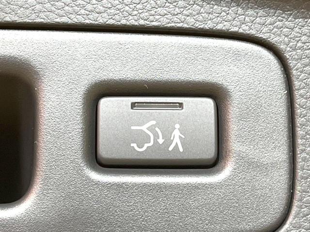 ヴェゼル ｅ：ＨＥＶ　Ｚ　登録済未使用車　純正９型ナビ　全周囲カメラ　ＥＴＣ　衝突軽減　レーダークルーズコントロール　ＢＳＭ　パワーバックドア　シートヒーター　オートエアコン　プッシュスタート（37枚目）