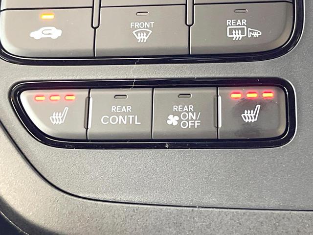 ステップワゴン スパーダ　登録済未使用車　純正１１．４型ナビ　バックカメラ　ホンダセンシング　レーダークルーズコントロール　ＢＳＭ　両側電動　ＬＥＤヘッドライト　シートヒーター　パドルシフト（33枚目）