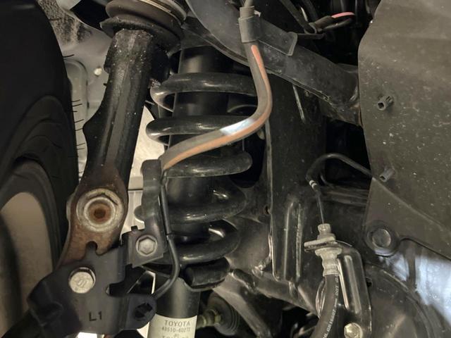 ランドクルーザープラド TX Lパッケージ 7人乗 モデリスタエアロ サンルーフ BIGX9型ナビ 後席モニター デジタルミラー ETC バックカメラ ドラレコ パワーシート シートヒーター シートベンチレーション(20枚目)