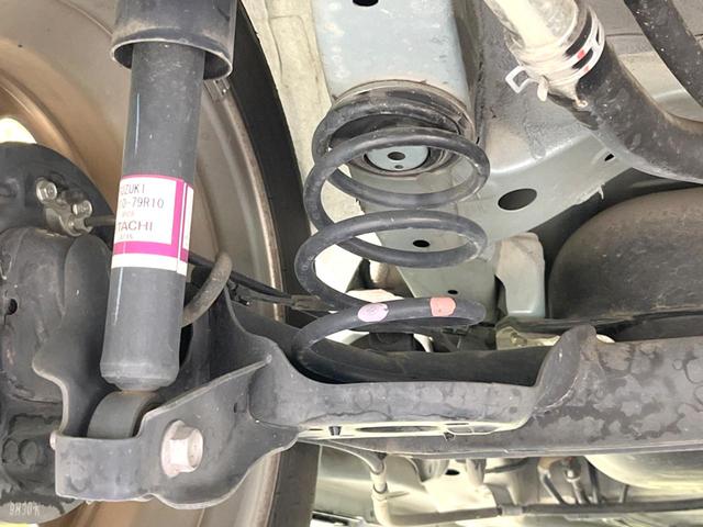 スペーシアギア ハイブリッドＸＺ　ターボ　両側電動ドア　純正ナビ　衝突被害軽減システム　禁煙車　ドラレコ　コーナーセンサー　スマートキー　ＬＥＤヘッド　ルーフレール　ビルトインＥＴＣ　クルコン　純正１４インチアルミ　車線逸脱警報（21枚目）