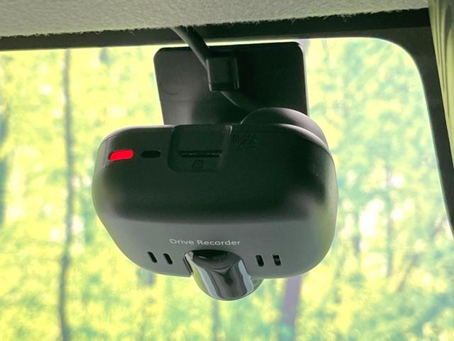 スペーシアギア ハイブリッドＸＺ　ターボ　両側電動ドア　純正ナビ　衝突被害軽減システム　禁煙車　ドラレコ　コーナーセンサー　スマートキー　ＬＥＤヘッド　ルーフレール　ビルトインＥＴＣ　クルコン　純正１４インチアルミ　車線逸脱警報（54枚目）