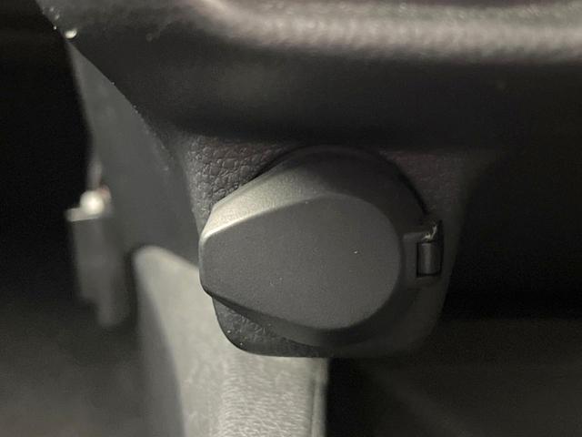 ノア ハイブリッドS-Z 両側電動ドア 後席モニター 全周囲カメラ 100V電源 衝突被害軽減システム レーダークルーズ 禁煙車 電動リアゲート ハーフレザーシート ドラレコ コーナーセンサー スマートキー LEDヘッド(62枚目)