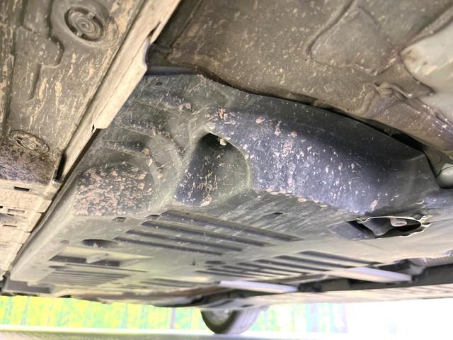 プリウス Z ガラスルーフ 全周囲カメラ 100V電源 衝突被害軽減システム レーダークルーズ 禁煙車 デジタルインナーミラー 電動リアゲート 前席シートエアコン パワーシート ドラレコ コーナーセンサー ETC(22枚目)