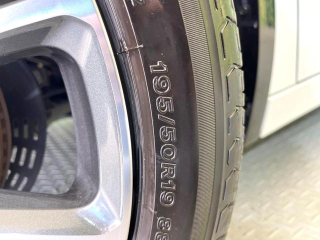 プリウス Z ガラスルーフ 全周囲カメラ 100V電源 衝突被害軽減システム レーダークルーズ 禁煙車 デジタルインナーミラー 電動リアゲート 前席シートエアコン パワーシート ドラレコ コーナーセンサー ETC(25枚目)