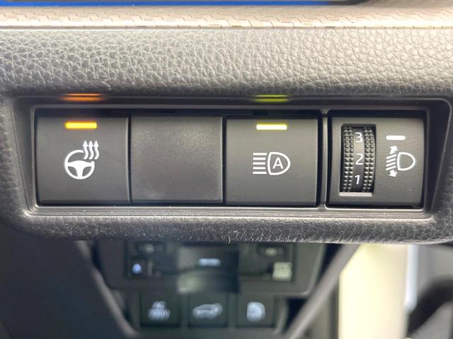 プリウス Z ガラスルーフ 全周囲カメラ 100V電源 衝突被害軽減システム レーダークルーズ 禁煙車 デジタルインナーミラー 電動リアゲート 前席シートエアコン パワーシート ドラレコ コーナーセンサー ETC(53枚目)