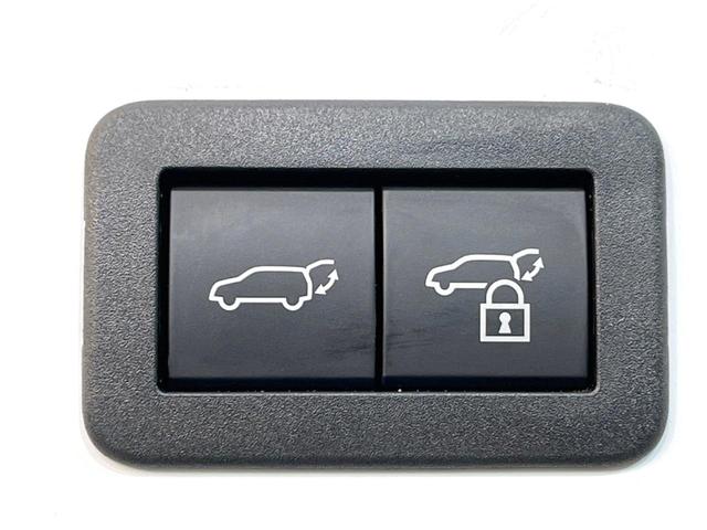 プリウス Z ガラスルーフ 全周囲カメラ 100V電源 衝突被害軽減システム レーダークルーズ 禁煙車 デジタルインナーミラー 電動リアゲート 前席シートエアコン パワーシート ドラレコ コーナーセンサー ETC(55枚目)