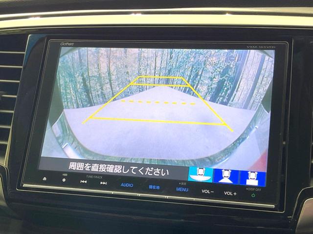 オデッセイ アブソルート・Ｘホンダセンシング　両側電動ドア　８型純正ＳＤナビ　後席モニター　バックカメラ　衝突被害軽減システム　レーダークルーズ　禁煙車　パワーシート　ドラレコ　コーナーセンサー　スマートキー　ＬＥＤヘッド　ビルトインＥＴＣ（5枚目）