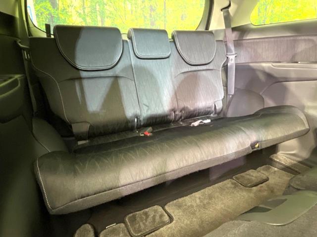 オデッセイ アブソルート・Ｘホンダセンシング　両側電動ドア　８型純正ＳＤナビ　後席モニター　バックカメラ　衝突被害軽減システム　レーダークルーズ　禁煙車　パワーシート　ドラレコ　コーナーセンサー　スマートキー　ＬＥＤヘッド　ビルトインＥＴＣ（10枚目）