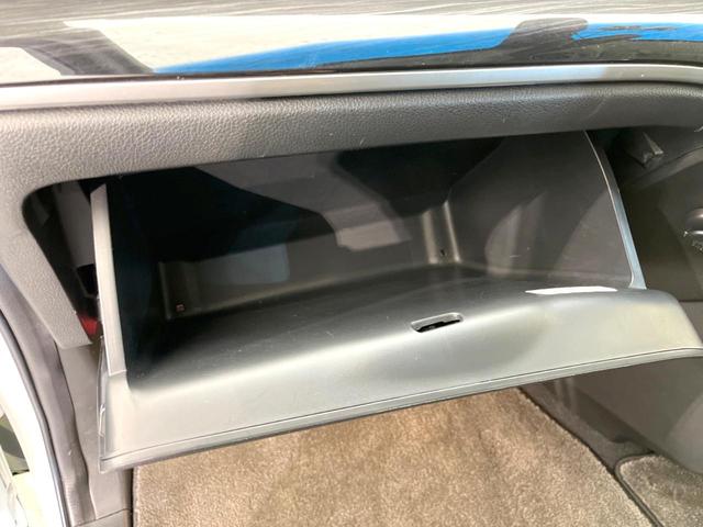 オデッセイ アブソルート・Ｘホンダセンシング　両側電動ドア　８型純正ＳＤナビ　後席モニター　バックカメラ　衝突被害軽減システム　レーダークルーズ　禁煙車　パワーシート　ドラレコ　コーナーセンサー　スマートキー　ＬＥＤヘッド　ビルトインＥＴＣ（41枚目）