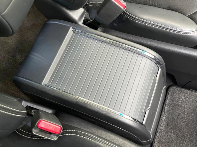 オデッセイ アブソルート・Ｘホンダセンシング　両側電動ドア　８型純正ＳＤナビ　後席モニター　バックカメラ　衝突被害軽減システム　レーダークルーズ　禁煙車　パワーシート　ドラレコ　コーナーセンサー　スマートキー　ＬＥＤヘッド　ビルトインＥＴＣ（65枚目）