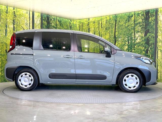 シエンタ ハイブリッドX 登録済未使用車 電動スライドドア 衝突被害軽減システム レーダークルーズ コーナーセンサー スマートキー LEDヘッド オートハイビーム 車線逸脱警報 オートライト オートエアコン(44枚目)