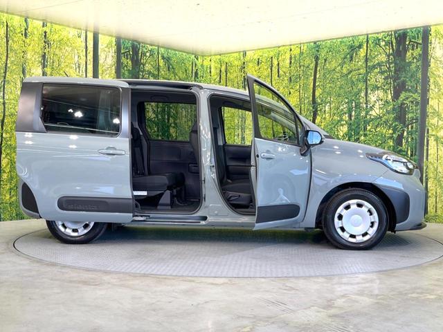 シエンタ ハイブリッドX 登録済未使用車 電動スライドドア 衝突被害軽減システム レーダークルーズ コーナーセンサー スマートキー LEDヘッド オートハイビーム 車線逸脱警報 オートライト オートエアコン(45枚目)