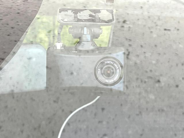 アルト Ｌリミテッド　衝突被害軽減システム　禁煙車　シートヒーター　ドラレコ　コーナーセンサー　車線逸脱警報　オートライト　ＣＤ（5枚目）