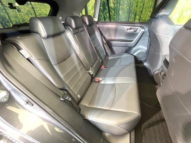 RAV4 G Zパッケージ 4WD 全周囲カメラ 衝突被害軽減システム レーダークルーズ 禁煙車 電動リアゲート パワーシート ドラレコ コーナーセンサー スマートキー LEDヘッド ルーフレール ビルトインETC(9枚目)