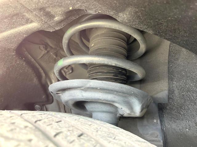 RAV4 G Zパッケージ 4WD 全周囲カメラ 衝突被害軽減システム レーダークルーズ 禁煙車 電動リアゲート パワーシート ドラレコ コーナーセンサー スマートキー LEDヘッド ルーフレール ビルトインETC(20枚目)