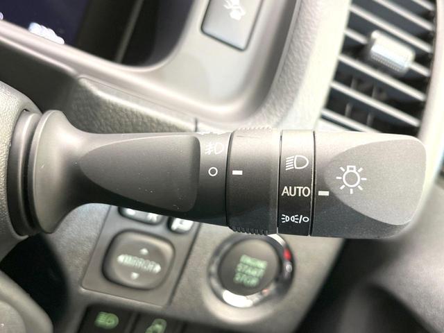 ハイエースワゴン GL SDナビ 電動スライドドア 全周囲カメラ 衝突被害軽減システム 禁煙車 ドラレコ コーナーセンサー スマートキー LEDヘッド ETC オートハイビーム 車線逸脱警報 オートライト オートエアコン(33枚目)