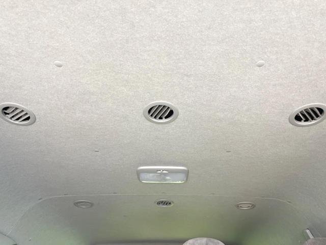 ハイエースワゴン GL SDナビ 電動スライドドア 全周囲カメラ 衝突被害軽減システム 禁煙車 ドラレコ コーナーセンサー スマートキー LEDヘッド ETC オートハイビーム 車線逸脱警報 オートライト オートエアコン(55枚目)