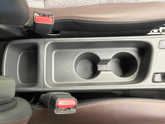 ヤリスクロス ハイブリッドZ モデリスタエアロ 全周囲カメラ 衝突被害軽減システム レーダークルーズ ハーフレザーシート ドラレコ コーナーセンサー LEDヘッド ビルトインETC 純正18インチアルミ オートハイビーム(64枚目)