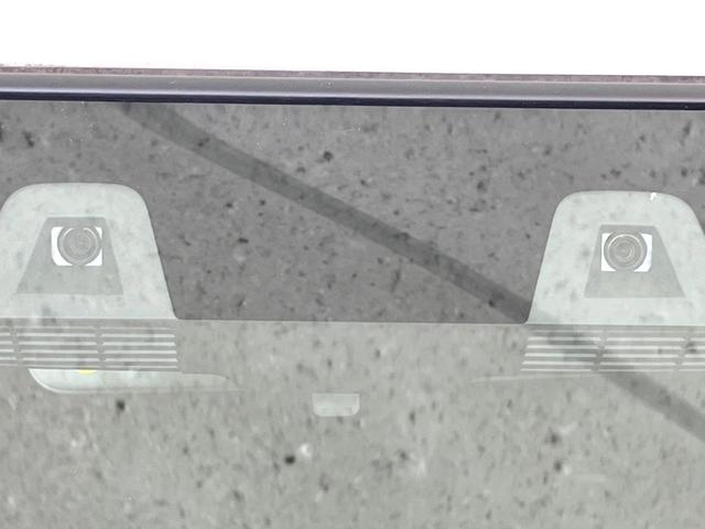 クロスビー ハイブリッドＭＺ　純正８型ナビ　全周囲カメラ　衝突被害軽減システム　レーダークルーズ　禁煙車　ドラレコ　コーナーセンサー　スマートキー　ＬＥＤヘッド　ＥＴＣ　純正１６インチアルミ　車線逸脱警報　オートライト（5枚目）