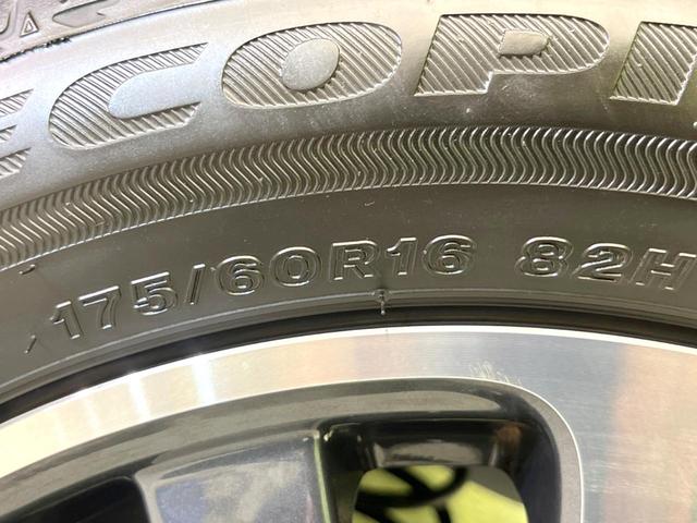 クロスビー ハイブリッドＭＺ　純正８型ナビ　全周囲カメラ　衝突被害軽減システム　レーダークルーズ　禁煙車　ドラレコ　コーナーセンサー　スマートキー　ＬＥＤヘッド　ＥＴＣ　純正１６インチアルミ　車線逸脱警報　オートライト（25枚目）