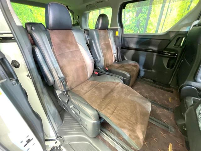 アルファード ２４０Ｓ　タイプゴールド　両側電動ドア　ＳＤナビ　バックカメラ　禁煙車　電動リアゲート　ハーフレザーシート　コーナーセンサー　スマートキー　ＨＩＤヘッド　ビルトインＥＴＣ　クルコン　純正１８インチアルミ　オートライト（32枚目）