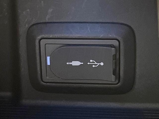 ハリアーハイブリッド Ｚ　レザーパッケージ　全周囲カメラ　ＪＢＬサウンド　衝突被害軽減システム　レーダークルーズ　禁煙車　電動リアゲート　レザーシート　前席シートエアコン　コーナーセンサー　スマートキー　ＬＥＤヘッド　ＥＴＣ２．０（50枚目）